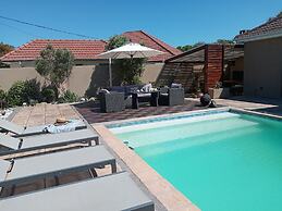 La Roche Guest House