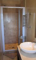 La Roche Guest House
