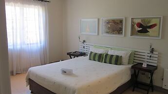 La Roche Guest House