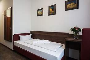 Hotel Queenspark
