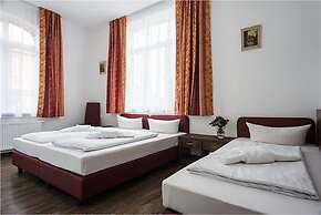 Hotel Queenspark