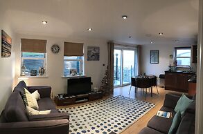 Beachcombers Apartments