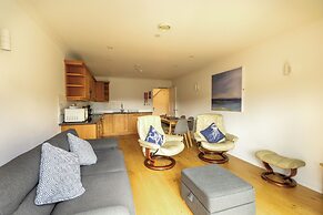 Beachcombers Apartments