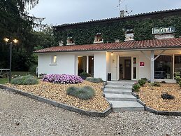 Logis Le Petit Casset