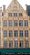 Huyze Die Maene