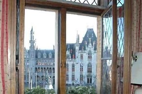 Huyze Die Maene