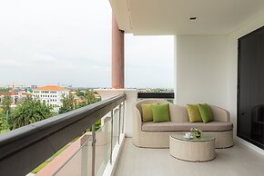 Summit Windmill Golf Suite Hotel @Suvarnabhumi