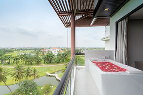 Summit Windmill Golf Suite Hotel @Suvarnabhumi
