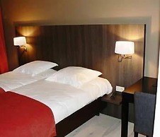 Cleythil Hotel