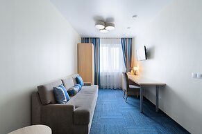 Hotel Equator