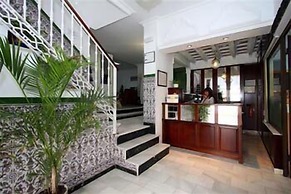 Hotel Oasis