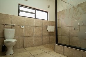 Tshukudu Game Lodge