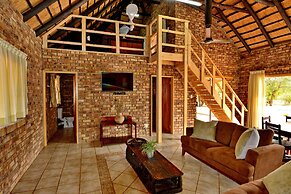 Tshukudu Game Lodge