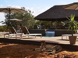 Tshukudu Game Lodge