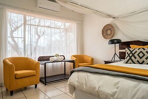 Tshukudu Game Lodge