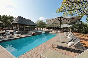 Tshukudu Game Lodge
