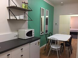Hibiscus Motel