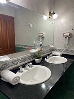 Orquideas Hotel & Cabañas