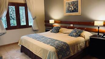 Orquideas Hotel & Cabañas