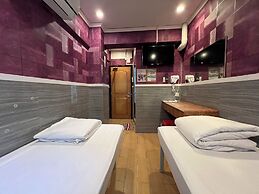 USA Hostel