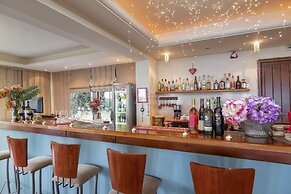 Petradi Hotel