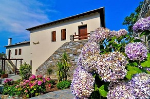 Petradi Hotel