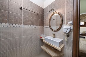 Petradi Hotel
