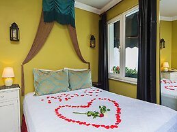 Modern Sultan Hotel