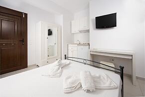 Depis Place & Apartments