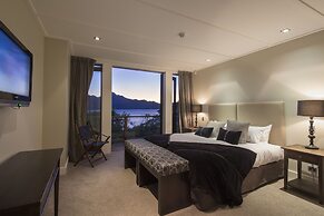 Commonage Villas by Staysouth