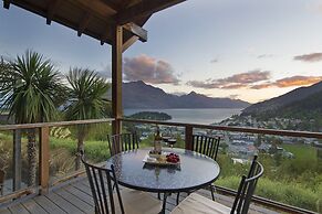 Commonage Villas by Staysouth