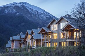 Commonage Villas by Staysouth