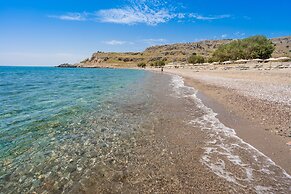 Lardos Bay