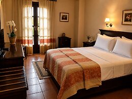 Doupiani House Hotel