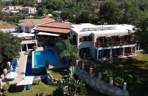 Demetriou Paradisos Hills