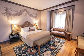 Aubrey Hotel Boutique