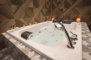 Aubrey Hotel Boutique