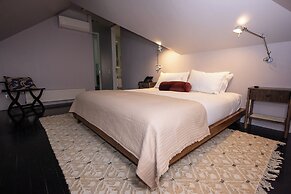 Aubrey Hotel Boutique