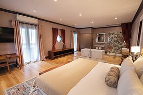 Aubrey Hotel Boutique
