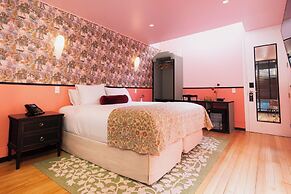 Aubrey Hotel Boutique