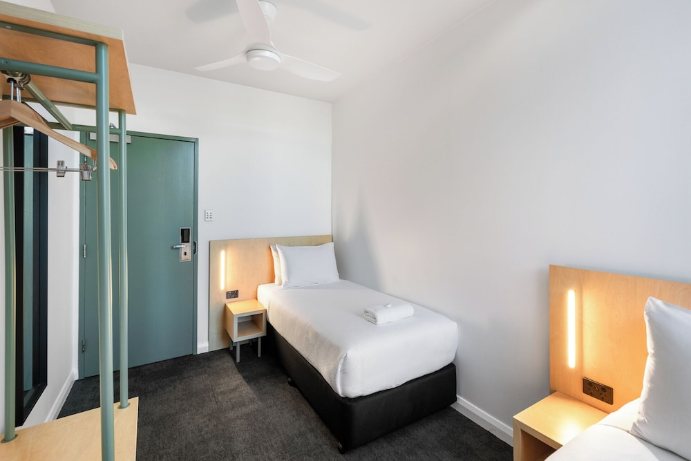 YHA Sydney Central