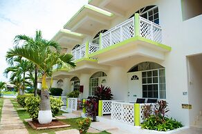 Fun Holiday Beach Resort