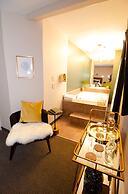 Hotel Dorion