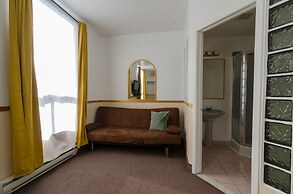 Hotel Dorion