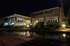 Plumwood Boutique Hotel