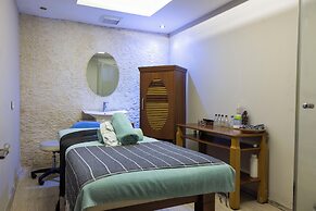 Anemon Kent Çiğli Otel