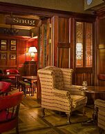 Cahir House Hotel