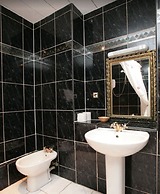 Clifton Hotel