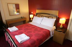 Clifton Hotel