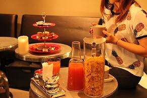 7 Art Hotel Cannes
